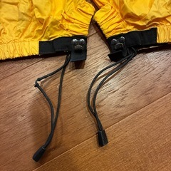 SOUCHFIELDのレインスパッツの画像
