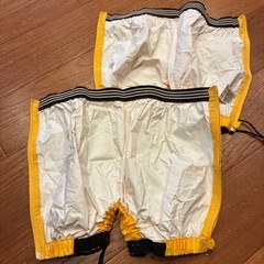 SOUCHFIELDのレインスパッツの画像