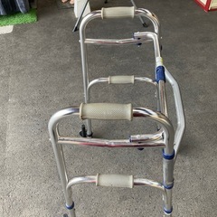 歩行器補助器具の画像