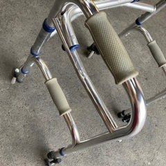 歩行器補助器具の画像
