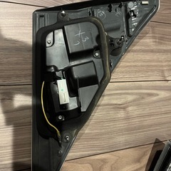 20ヴェルファイア後期純正テールランプの画像