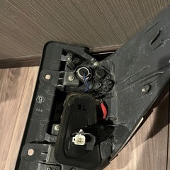 20ヴェルファイア後期純正テールランプの画像