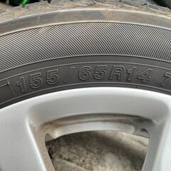 ダイハツ純正　１４インチアルミ＋中古タイヤ　１台分　155/65R14の画像