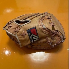 SSK木製、軟式用ブラックキャノン、ミズノキャッチャーミット、ミズノプロ内野ピッチャー用ほぼ新品の画像