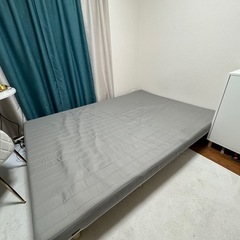 脚付　ダブルベッドの画像