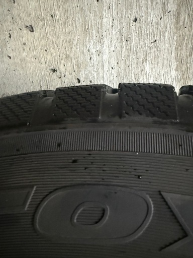 冬タイヤ　225/65R17　ホイール付き