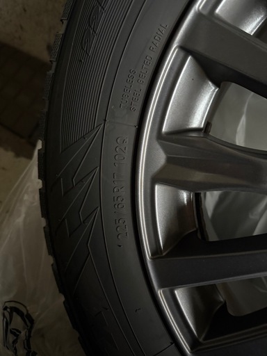 冬タイヤ　225/65R17　ホイール付き