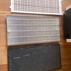 SHARP シャープ 除加湿空気清浄機 KC-HD70-Wの画像