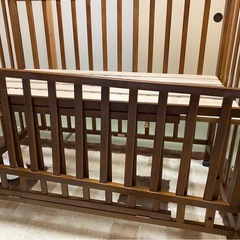 アネシス　ベビーベッドの画像
