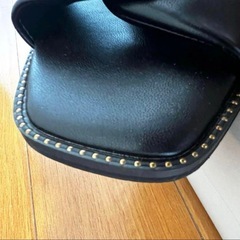 RANDA ブラック サンダルの画像