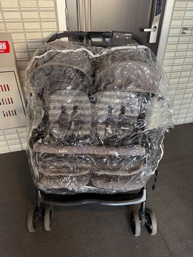 joie 双子用ベビーカー レインカバー
付き