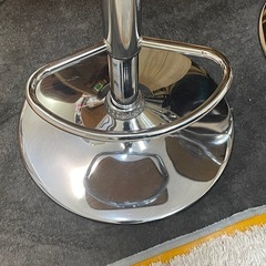 【リサイクルサービス八光】幅49㎝　ブラウン　昇降式カウンターチェアの画像