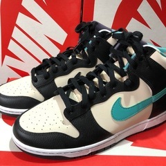 ナイキ ダンクハイ EMB Pearl White and Washed Tealの画像
