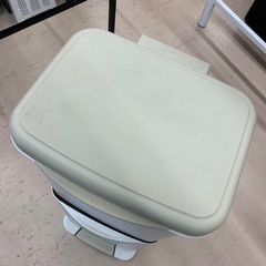 美原店 アスベル ダストボックス 分別 ペダル 2段 40L　ゴミ箱の画像