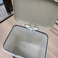 美原店 アスベル ダストボックス 分別 ペダル 2段 40L　ゴミ箱の画像