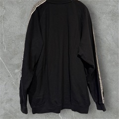 UMBRO/アンブロ 別注 ラグランスリーブ ライン スウェットの画像