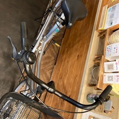 【前後タイヤ・チューブ新品！】シングルギア　26インチ自転車　シルバーの画像