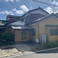 🉐 【激安】民泊OK/事務所OK/駐車場4台分/9部屋/二…