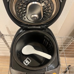 美品✨炊飯器の画像