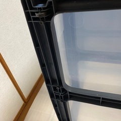押入れ用プラ3段ケース　コマ付きの画像
