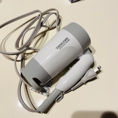 ほぼ新品！テスコム　ドライヤーの画像
