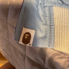 定価7万　APE ジャケットの画像