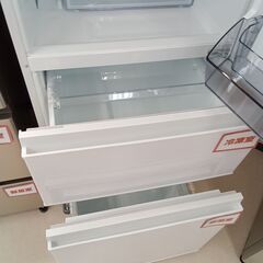 リユースのサカイ栃木店★ジモティ割あり★ TOSHIBA 冷蔵庫 GR-T36SC 356L 22年製 動作確認／クリーニング済み TC11159の画像
