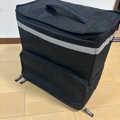 美品ウーバー 宅配 バッグ リュックの画像