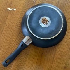 フライパン2個＋蓋1つセットの画像