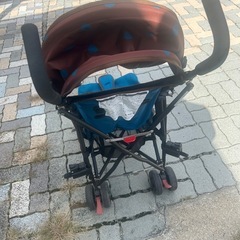 折りたたみべびーかーベビーカーの画像