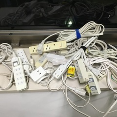 【中古】電源タップ&延長コード／LANケーブル／電話線　各種　 お譲りします！　の画像