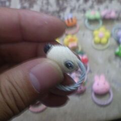 まとめ売り　子供　髪留め　欠け　片方しかないのもあります。ジャンク品扱いの画像