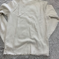 GU ジーユー　カットソー　ホワイト　キッズ　子供服　サイズ150センチの画像