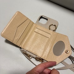 iPhone14 ショルダーケースの画像