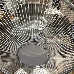 美品 YAMAZEN 山善 リビング扇風機 YLX-HD302-LS 2024年製 リモコン欠品の画像