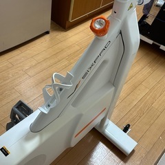 シックスパッド　エアロバイクの画像