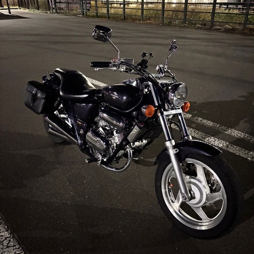 HONDA V-twin MAGNA 250 マグナ250