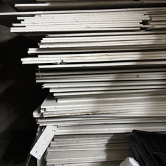 大量のジプトーン引き取り手募集！1.5m³程度・端材含む全てOK【業務用・DIYに】の画像