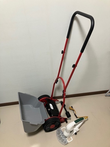 刃調整のいらない手動式芝刈り機とガーデンバリカンのセット