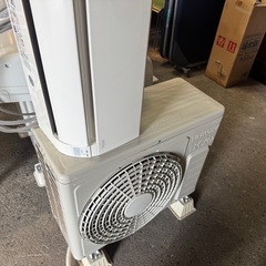 【激安】HITACHI 冷暖房エアコン 2019年製 RAS-AJ22J 動作品！リモコン付 29,800円！早い者勝ち！の画像