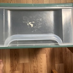 押し入れ　衣装ケースの画像