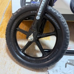 【美品】ストライダー　スポーツモデルと
ヘルメットの画像