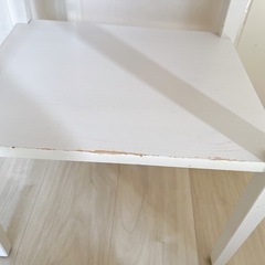 IKEA サイドテーブルの画像