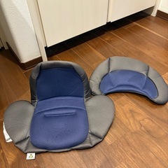 （取引中
）回転式チャイルドシートの画像
