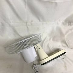 【北見市発】留め具破損・タイラップにて固定済み テクノス TEKNOS 30cm 壁掛け扇風機 IR-WF30M 白 (E3685wM)の画像
