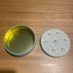 決定　缶　３つの画像