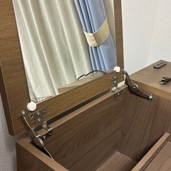 【10/26まで限定販売】ドレッサー＆収納付き椅子の画像