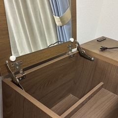 【10/26まで限定販売】ドレッサー＆収納付き椅子の画像