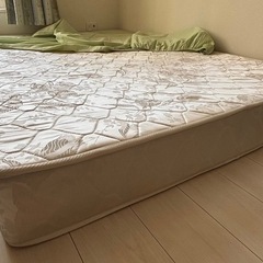 マットレスの画像