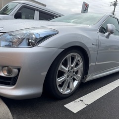 Toyota Crown Hybrid の画像